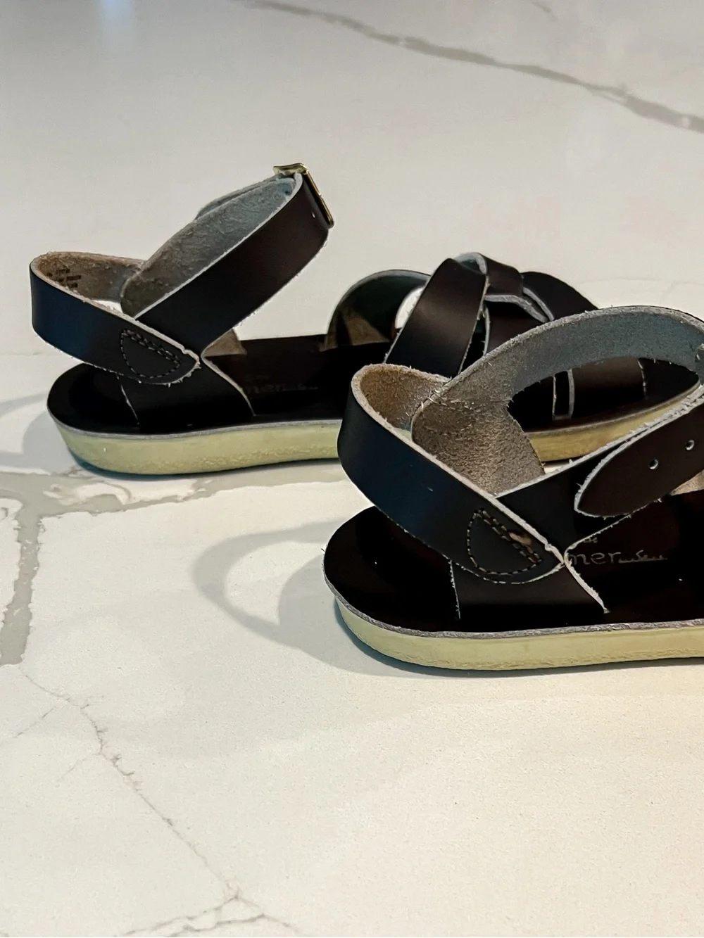 Saltwater Chocolate Brown Sun San Swimmer Sandals Little Kids Sz 1